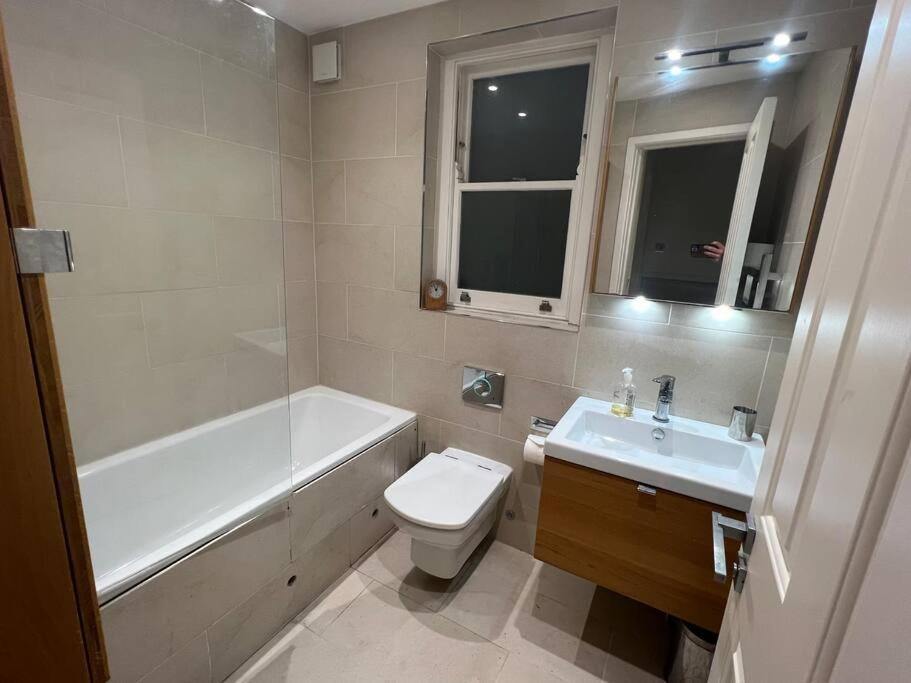 Four Bedroom Modern Victorian Wandsworth House London Kültér fotó