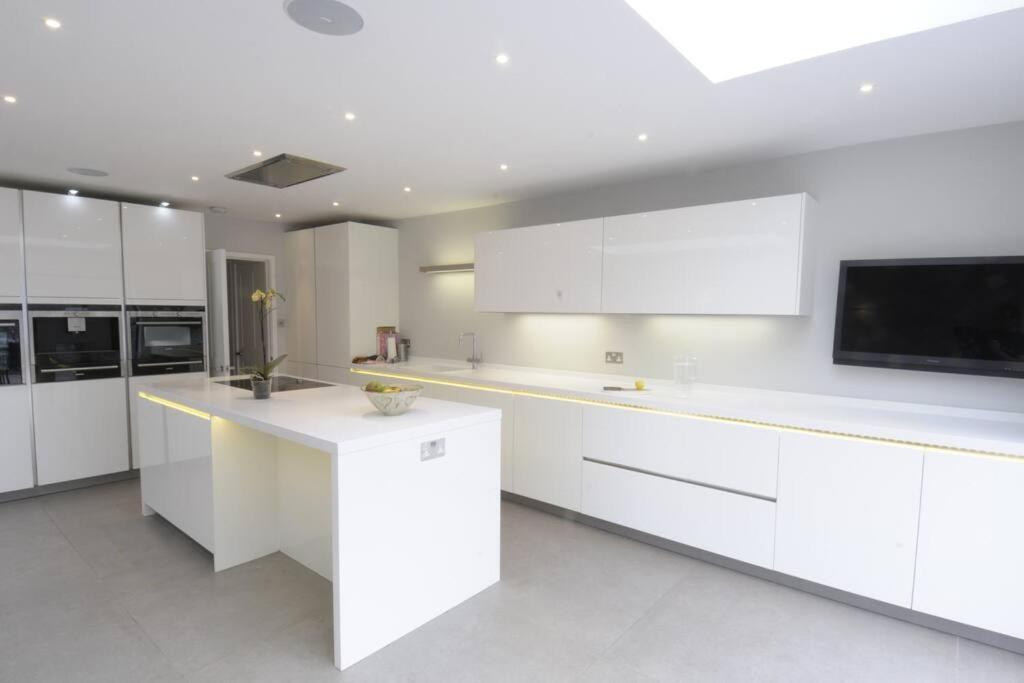 Four Bedroom Modern Victorian Wandsworth House London Kültér fotó
